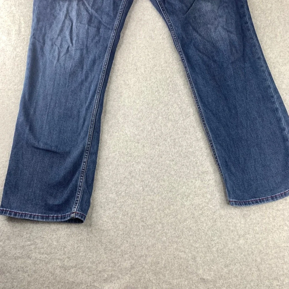 Tommy Bahama Jeans Mens 38x32 Blue Straight Leg Denim Medium Wash Classic